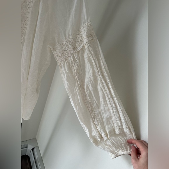 Spell Cream Buttoned Relaxed Blouse - Picture 9 of 13